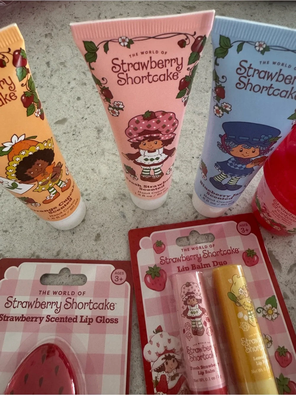 🍓 Strawberry Shortcake Beauty & Accessories Bundle – NEW! 8 Pieces